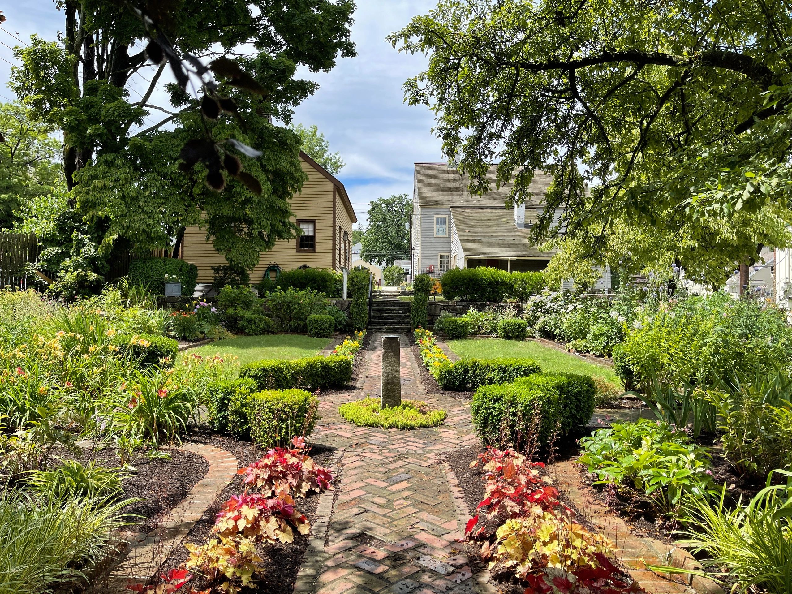 The Danbury Museum & Historical Society Home